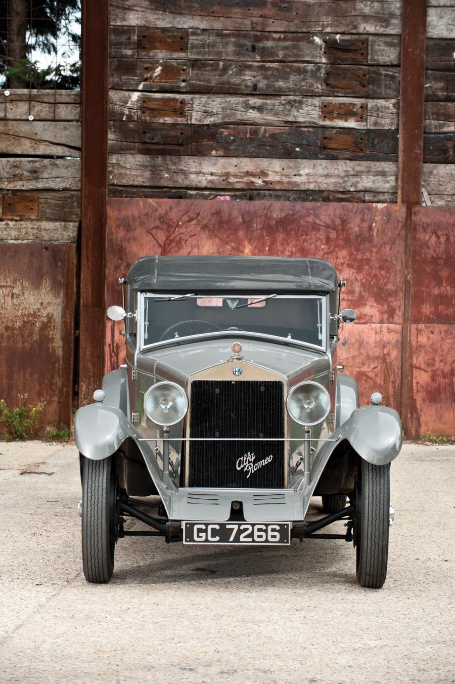  Alfa Romeo 6C 1750 Turismo Drophead Coupe by Young 1929 года  (фото 17 из 26)